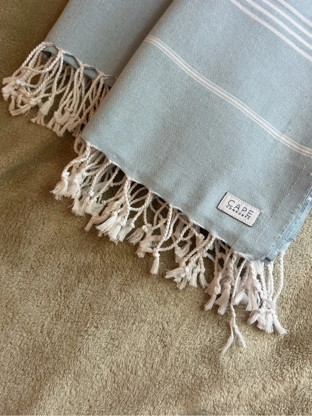 Cape Comforts Set of 2 Blue and White Classic Lightweight Towel 67”L x 37”W